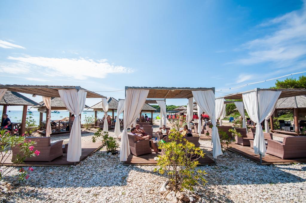 בוזאבה Hotel Lavanda מראה חיצוני תמונה